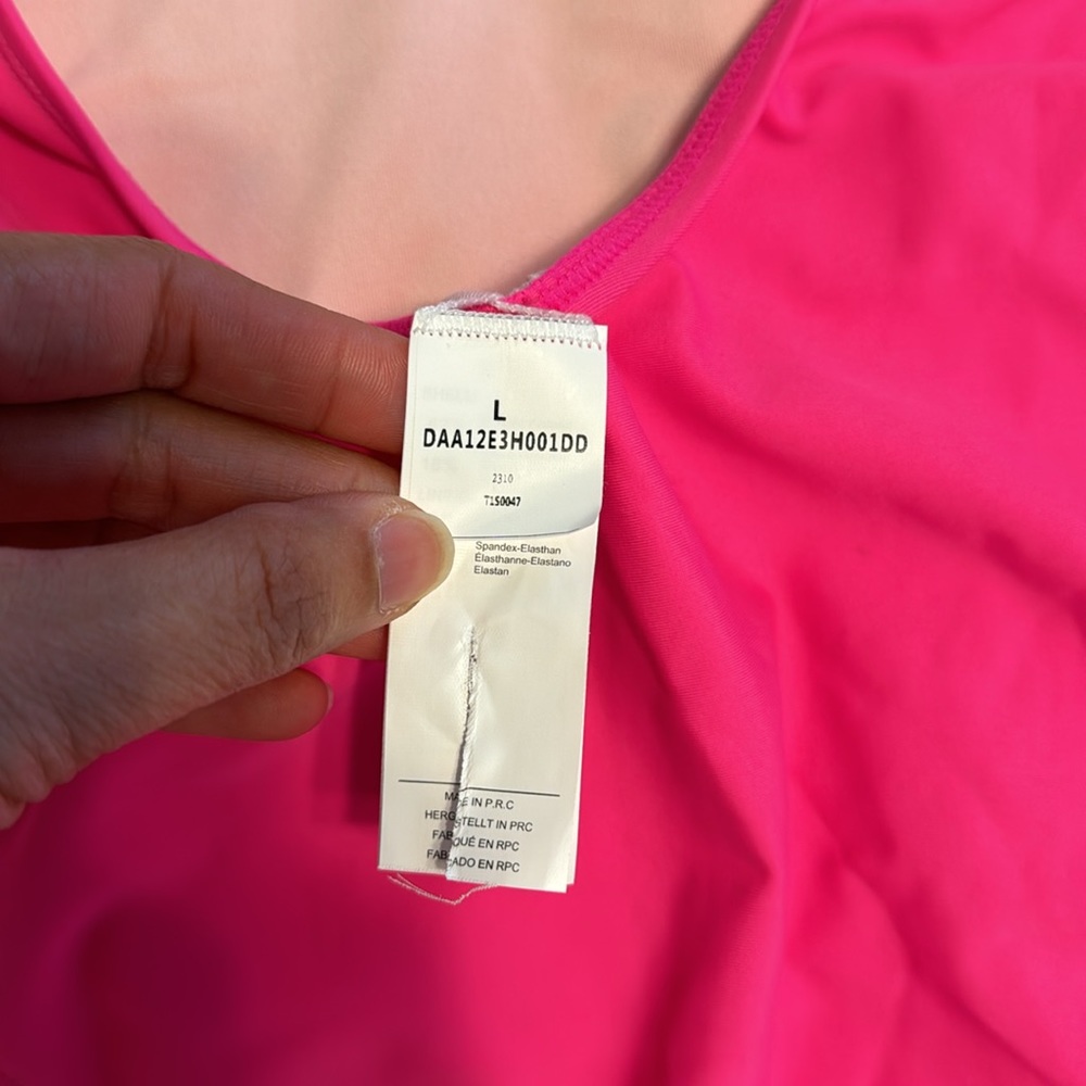 ☀️NWOT Cupshe Deep V Neck Hot Pink Crisscross Back swimsuit L - Picture 8 of 8